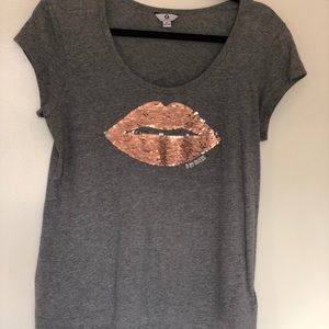 Guess Sequin Lips Tee